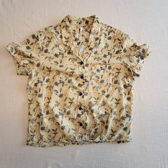 Kuhl Elsie Shirt in Honeycomb Floral (size L) - Picture 3 of 5